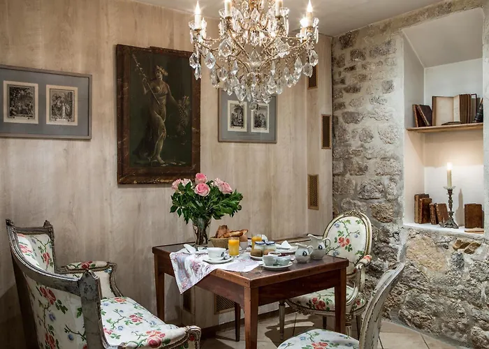 Hotel Caron De Beaumarchais Parijs